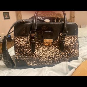 Costume Patent leather purse